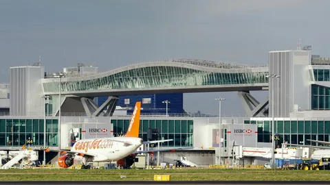 London's Top 10 Private Airports