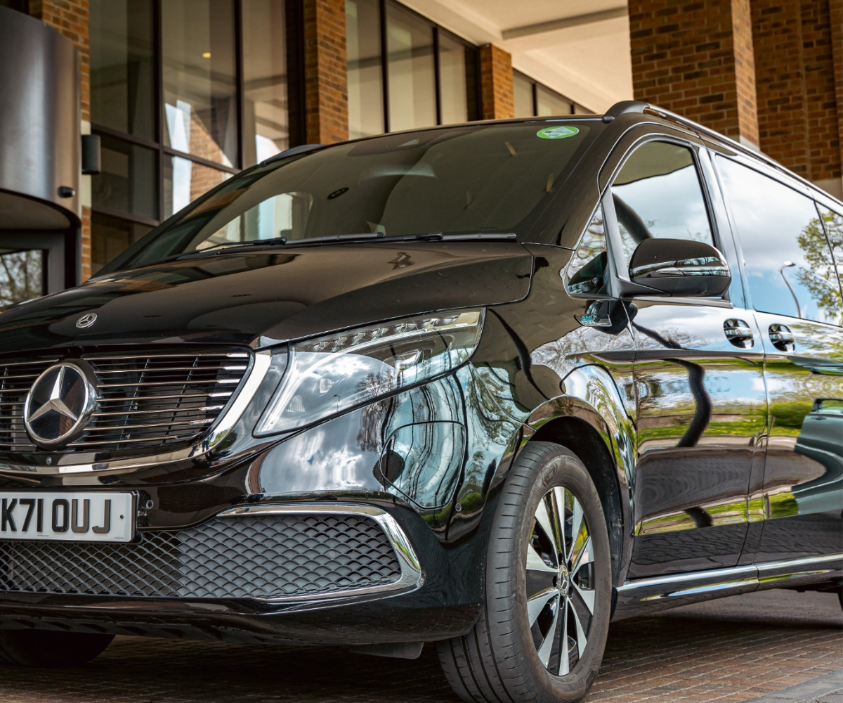 mercedes v class rental With Chauffeur