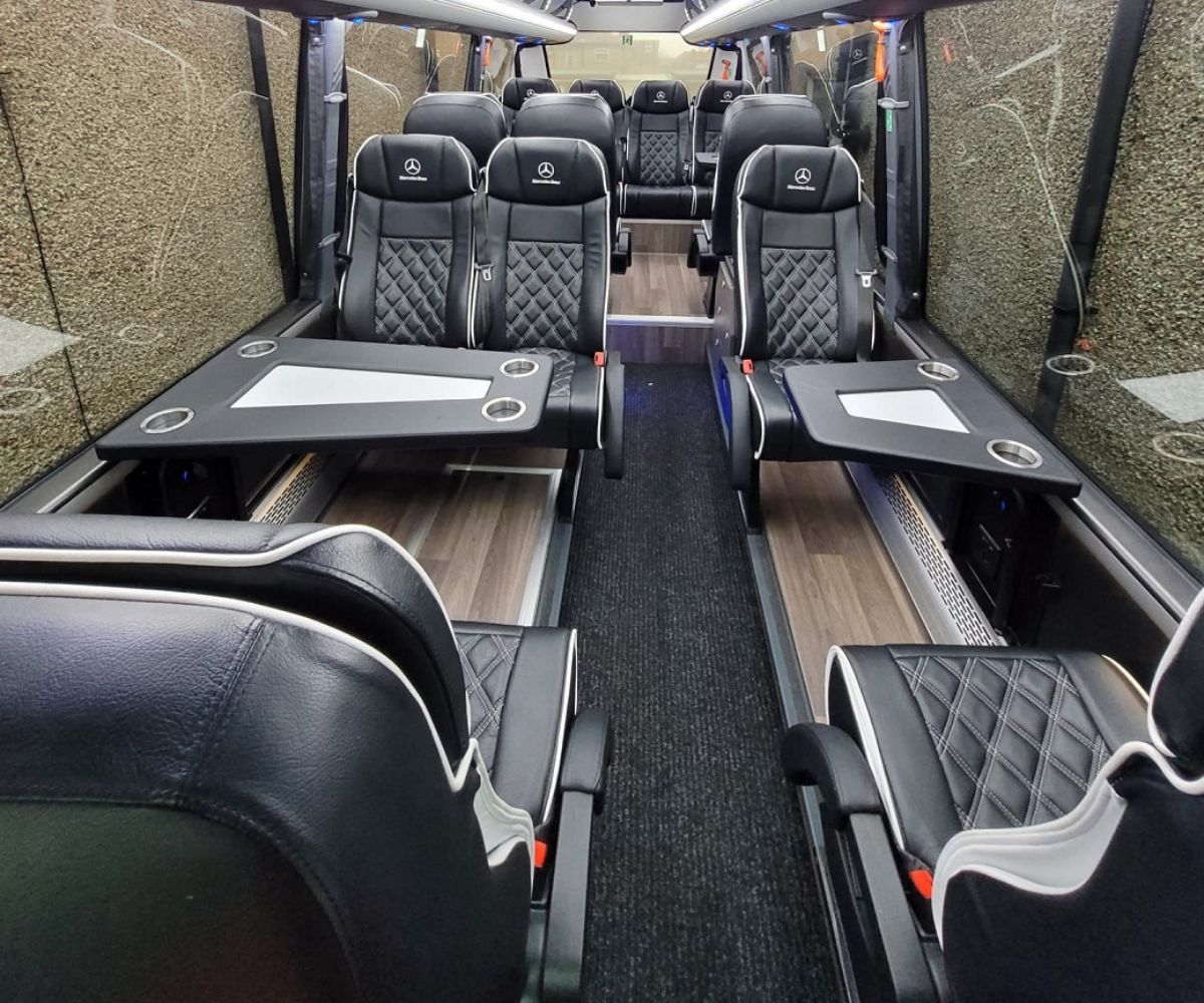 16 Seater Minibus Hire London