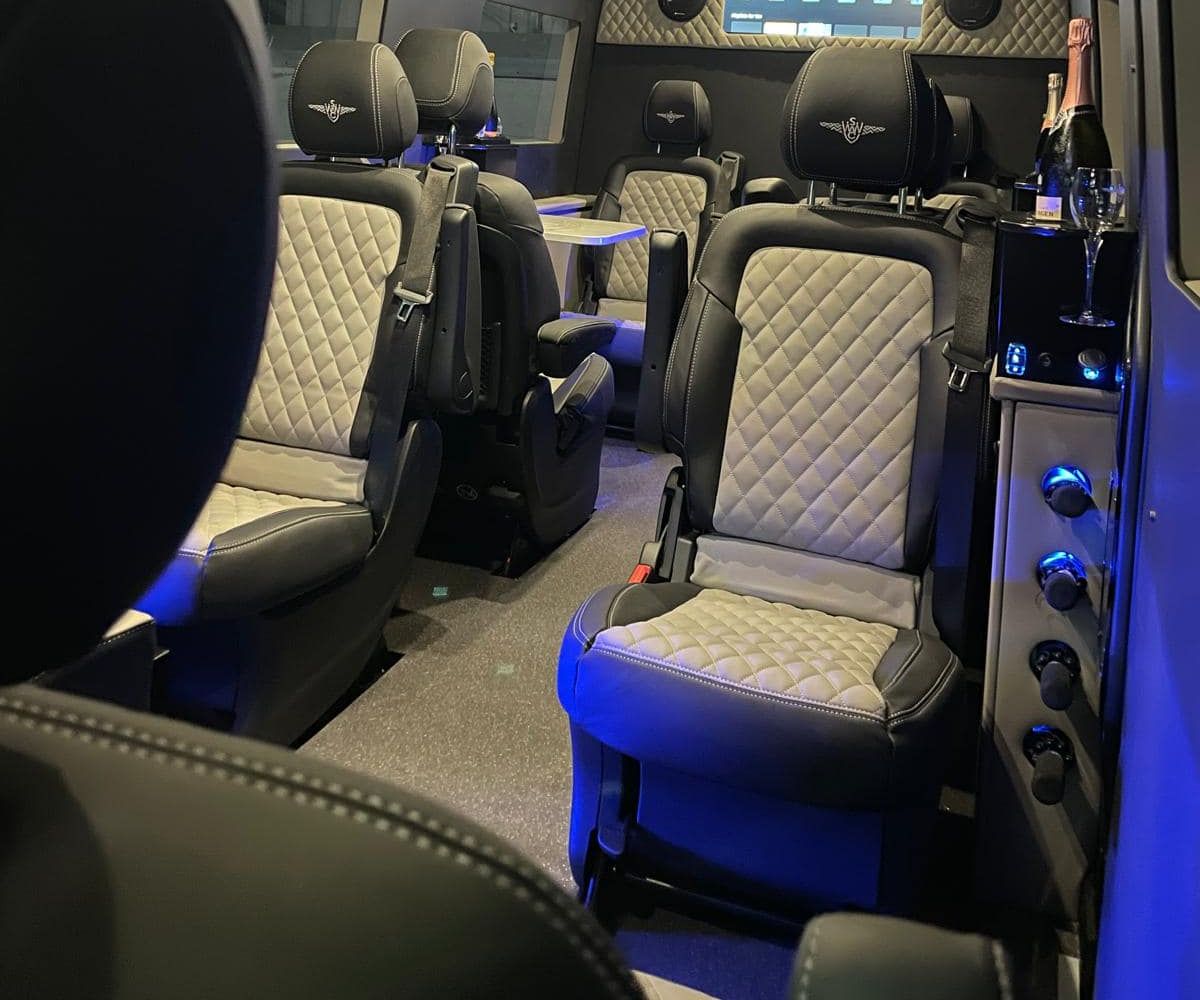 Luxury 8 seater Minibus Hire With Driver