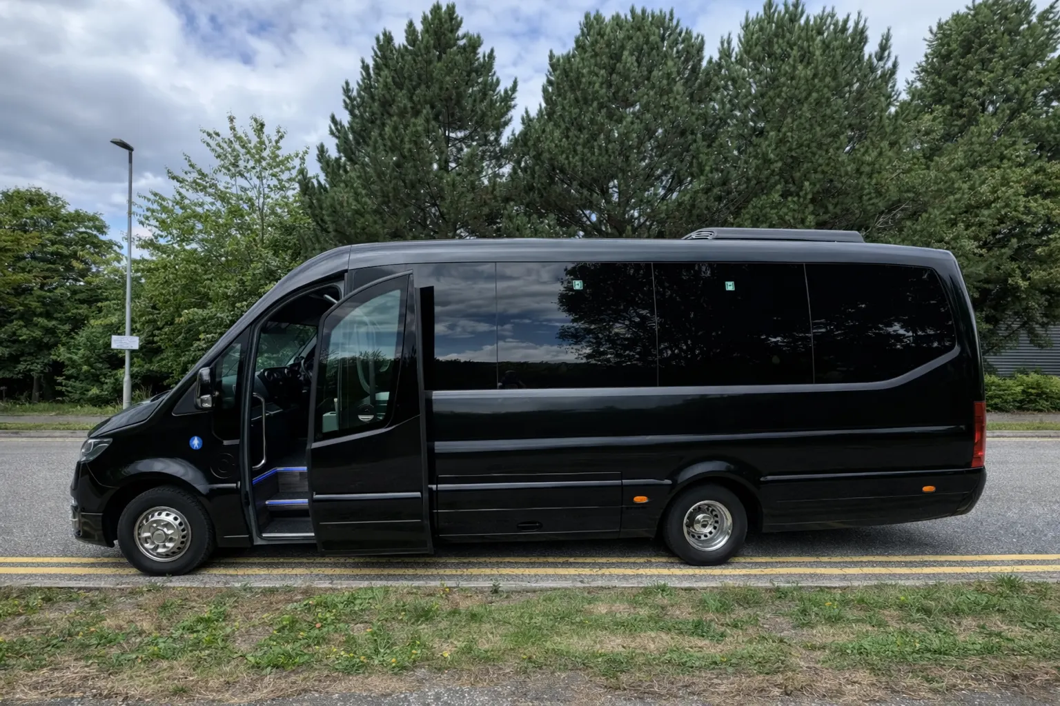 16 Seater Minibus Hire with driver