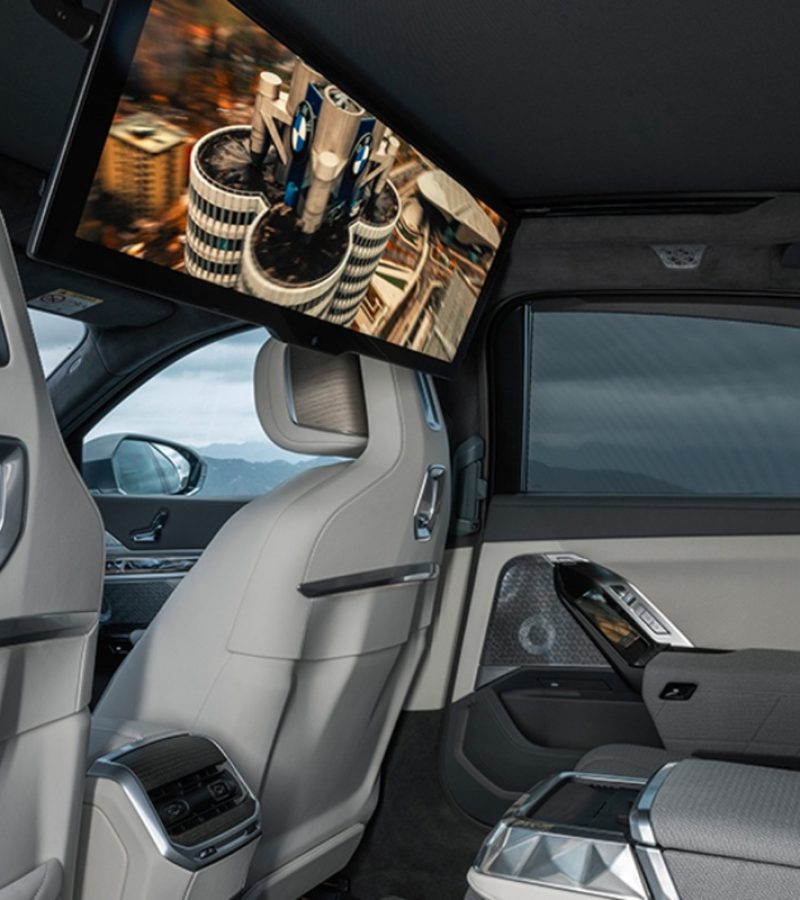 London BMW i7 Chauffeur car hire London BMW i7 Chauffeur car hire